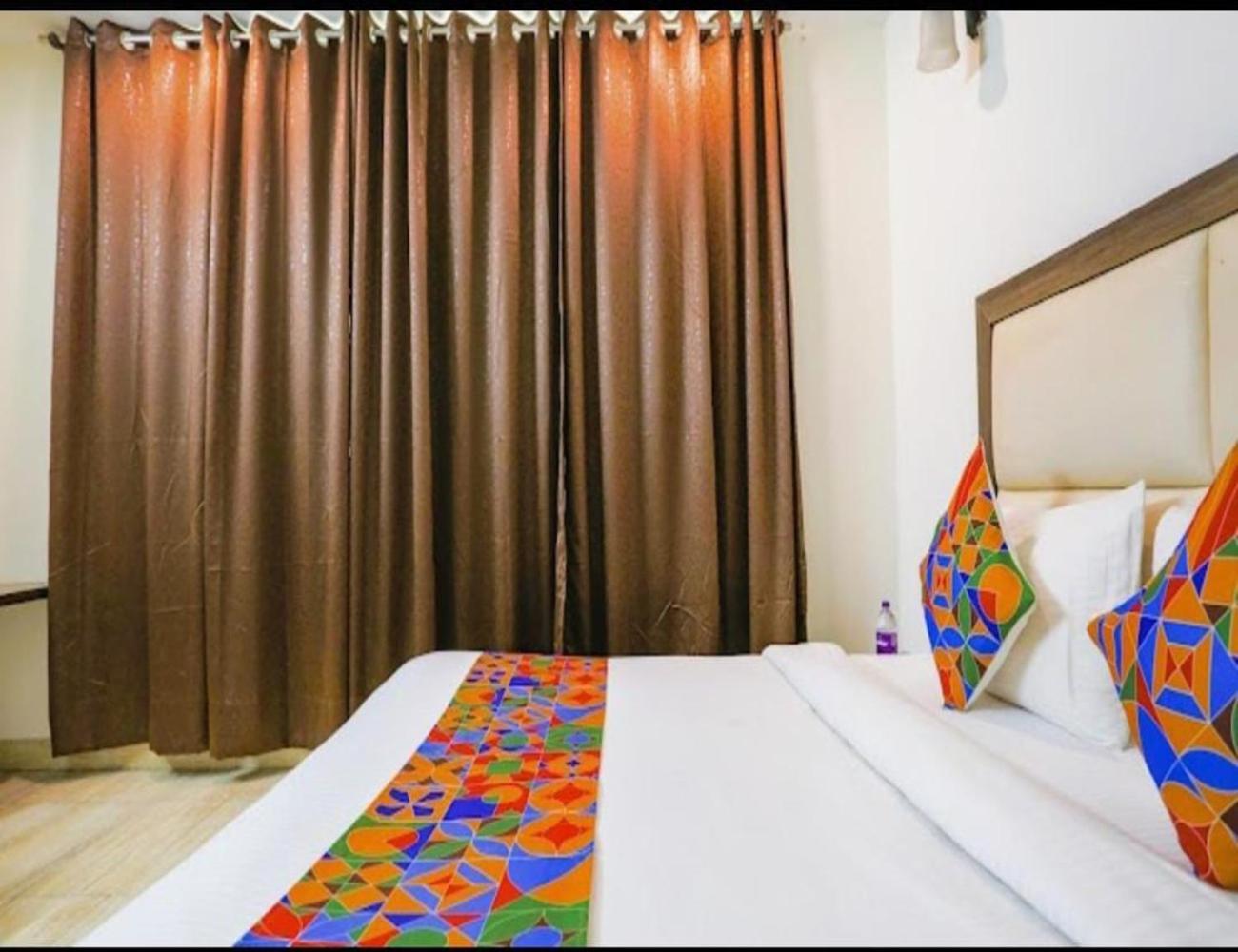 The Jpm Express Homestay New Delhi